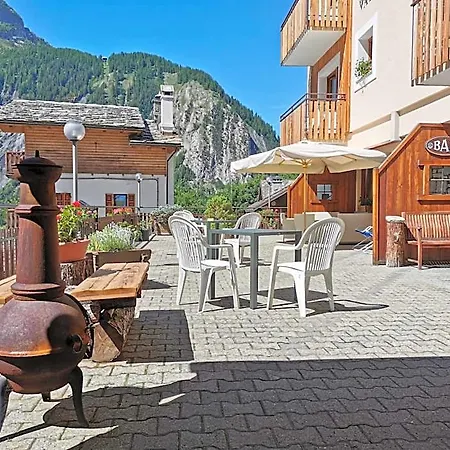 Hotel Vallee Blanche