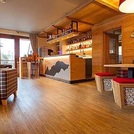 Hotel Vallee Blanche 3*