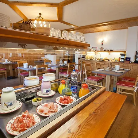 Hotel Vallee Blanche 3*